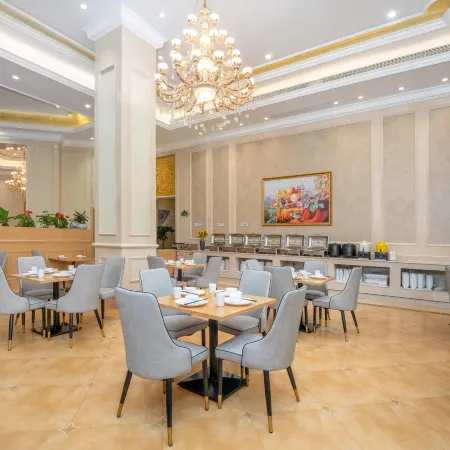 Vienna Hotel (Anhui Huangshan Shexian Ancient City, Hetai International City)