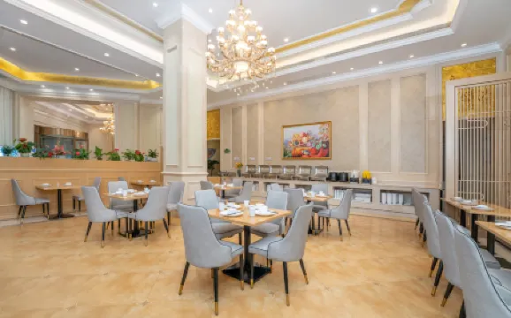 Vienna Hotel (Anhui Huangshan Shexian Ancient City, Hetai International City)