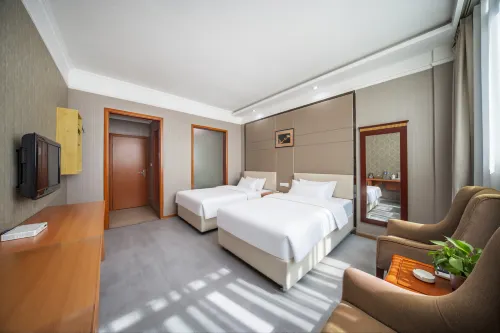 Bazhong Jiayuan Hotel (Bazhong Railway Station Baren Square) - Parkplatz
