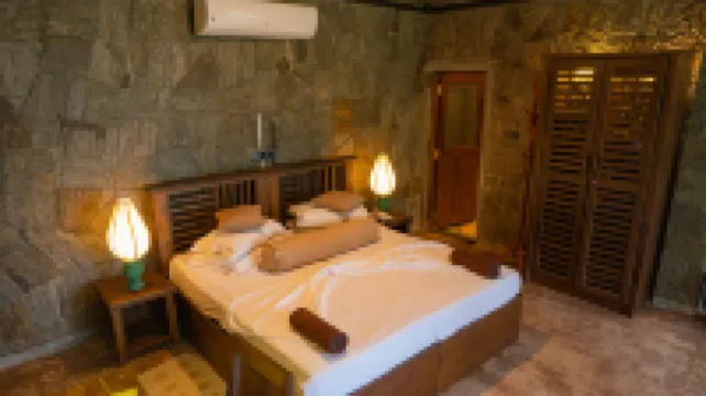 Tea Cottage Resort & Spa