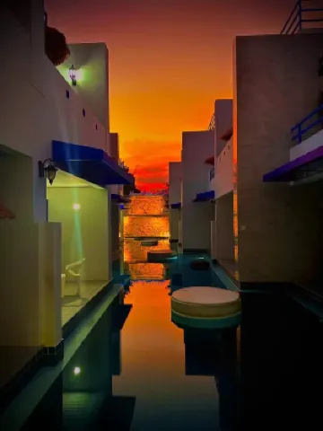 莫娜麗莎天堂泳池飯店