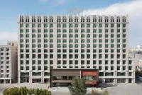 Hello Hotel (Erenhot Dinosaur Square Branch) 二連浩特市文化体育中心周辺のホテル