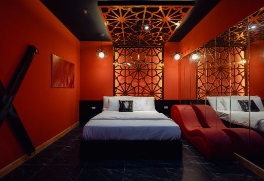 러브 인 디 아틀란티스 호텔