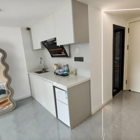 Jinyi Boutique Stay (Qingkou Commercial Plaza)