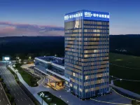 GALAXY MINYOUN YIBIN PINGSHAN HOTEL - موقف سيارات