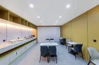 โรงแรมโฮมอินน์ รุ่ยบายยูน (อาคารผู้โดยสาร T2 สนามบินนานาชาติซินเจิ้ง เจิ้งโจว) - โรแมนติก
