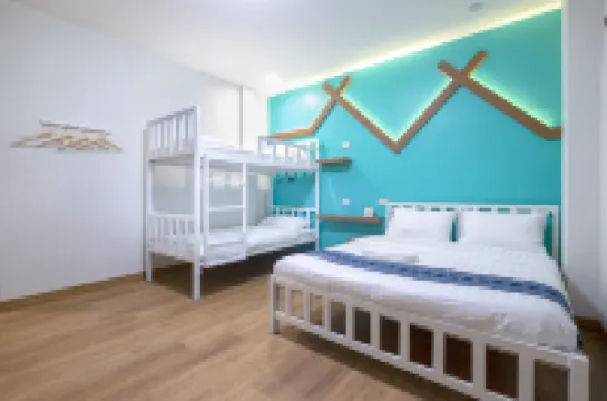 Bed Friends Poshtel Hotels near Chiang Rai Clock Tower