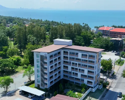 The Kite Hotel Bangsaen by Koko Hotels near Tan Cape