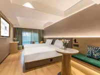 Qiuguo Hotel（Beijing Sanlitun East Bridge Subway Station Branch） Hotels near Parkview Green