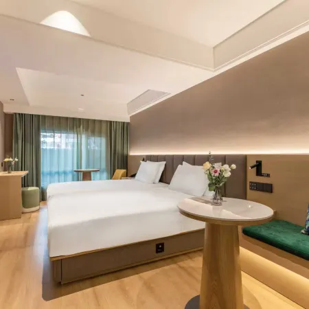 Qiuguo Hotel（Beijing Sanlitun East Bridge Subway Station Branch） Отели рядом с достопримечательностью «Станция метро Dongdaqiao»