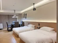 Longyu Future Hotel (Jinggangshan University Ji'an Station) - Esports
