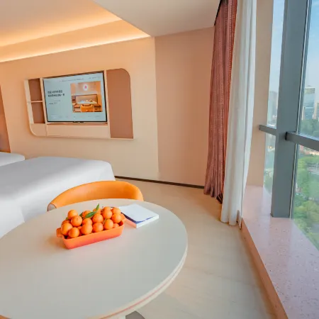 Orange Hotel (Foshan QianDeng Lake Park Branch)