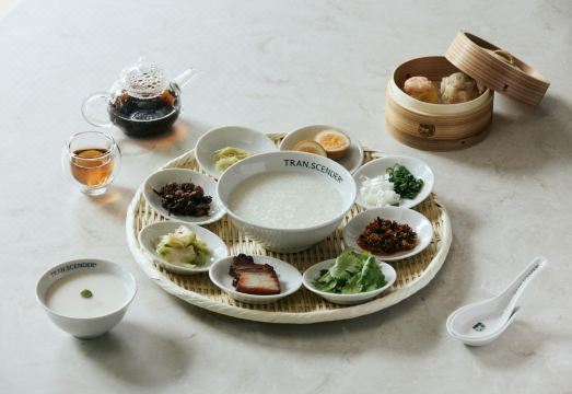 트랜센더 호텔 객실 내부 사진