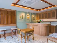 TUAN Hotel Bangkok near Wat Arun Hotels near Wat Pho Temple