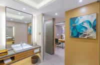 Chaoman Hotel (Heyuan Wanlong City Branch)