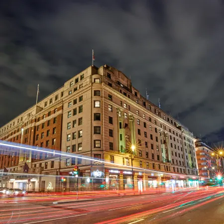 The Cumberland, London Отели рядом с достопримечательностью «Коллекция Воллеса»