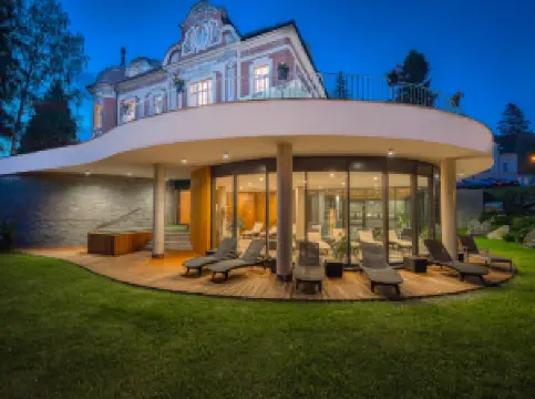 Wellness & Spa hotel Villa Regenhart