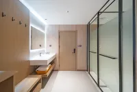 Homeinn UP Huayi Smart Travel Hotel (Nanjing Lukou Airport Branch)