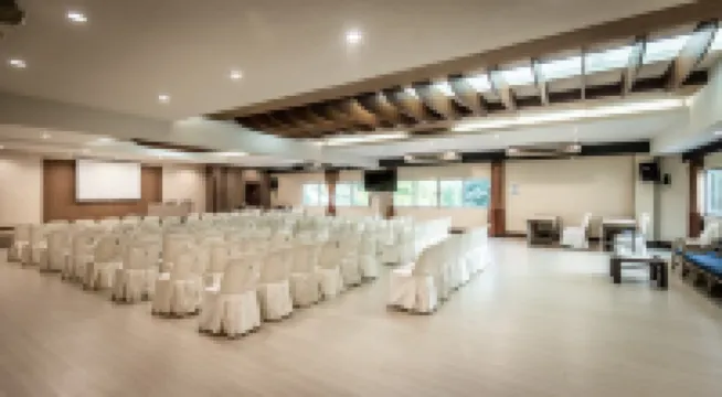 Bangsaen Villa Hotel