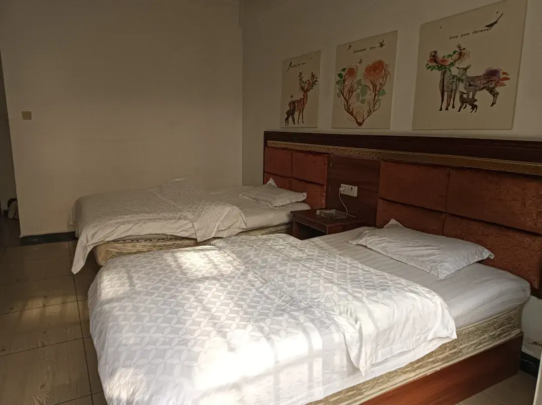 Xianyun Hotel - Lào Cai