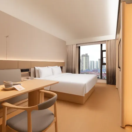 Ji Hotel (Liuyang Avenue Tianhong Shopping Center)
