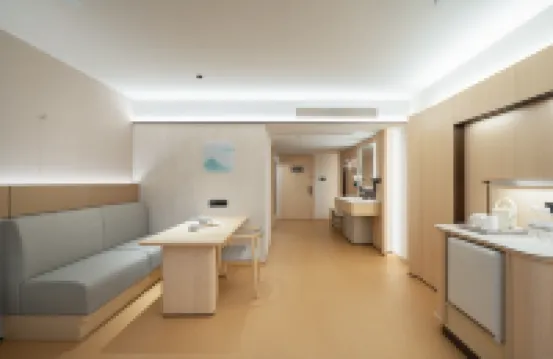 Ji Hotel (Xiangyang Ancient City Tanjixi Road)
