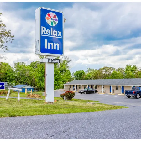 Relax Inn By OYO Natural Bridge I-81