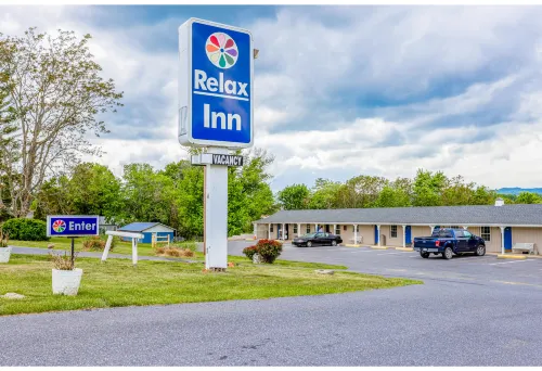 Relax Inn By OYO Natural Bridge I-81