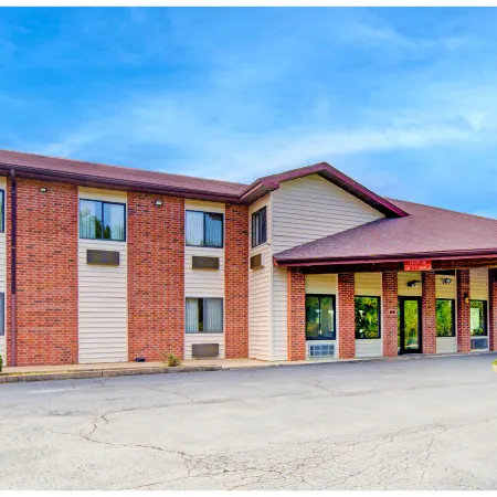 Capital O Amerihost Inn and Suites Fulton Hwy 54 MO