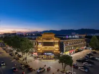 Moshang Qingju Hotel (Ruicheng Yongle Palace Branch) - parking