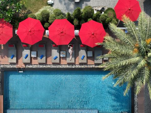 มาร์ช โฮเทล แอนด์ สวีท ริเวอร์ไซด์