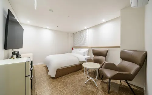 Dongtan Hotel Yein - 2-Star