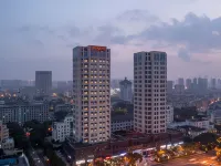 Hampton by Hilton Wuxi Dongting Hotels in Wuxi Yuju Center/Bayanban Center