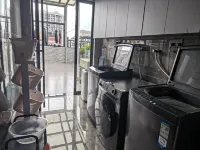 Longshan Yading Hotel