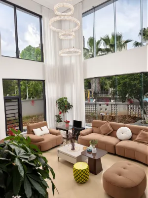 Zixing Xiaohewan Holiday Villa