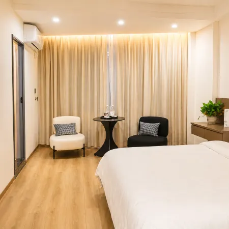 Genbu Hotel (Xuanwu Mountain)