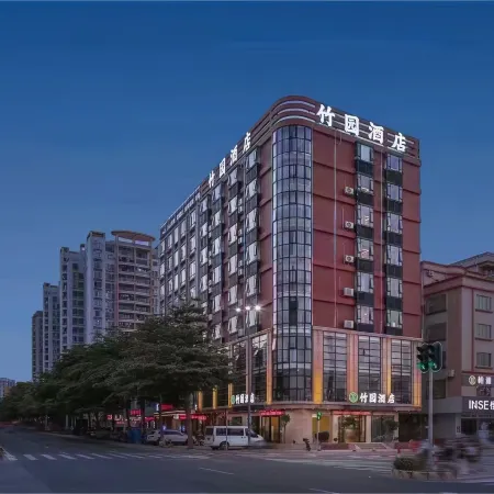 Zhuyuan Hotel (Maoming Electric Bai Wanda Plaza Branch)