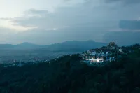 Tengchong Feiyu Collection Wenquan Resort Villa - bar