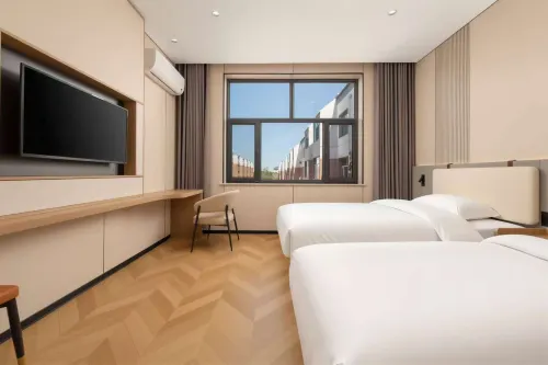 Yuehua Business Hotel, Ejina - Pysäköinti