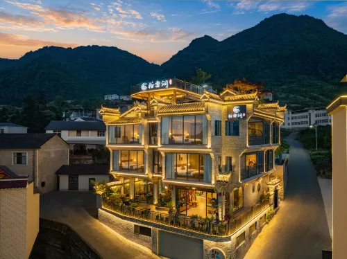 Shi Yunjian Homestay (Three Gorges Dam Tourist Area)