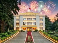 Lushan Building Hotels in Lushan City