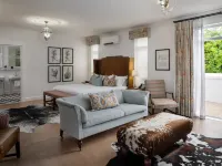 Drostdy Hotel Hotels in Western District