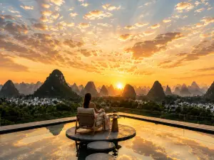 Yangshuo·JUE | AWAKENING • Viewing Guilin Landscape • Garden Pool • Resort Mansion