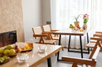 Yunshuiyao • Xidu | Countryside Mountain View Homestay (Big Fish & Begonia Branch) - breakfast
