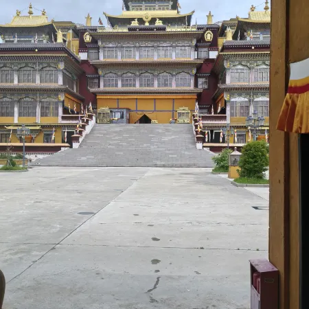 Jingju Hotel (Aba County Gerdeng Monastery)