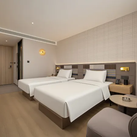 Homeinn Fairyland Hote(Jinzhou Linghe Night Market East Gate No.18 Middle School Branch)