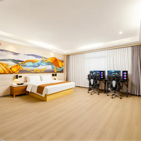 Fuqing Shiguang E-Sports Hotel (West Railway Station Shizhu Mountain Scenic Area)