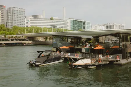 Hotel Off Paris Seine