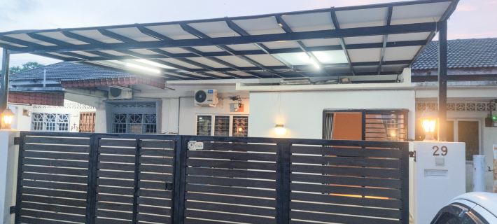 Cozy 4-Bedroom House BBQ Event at Klang by HCK Hotéis em Klang District