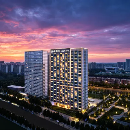 Atour Hotel (Zhengzhou Zhongmu Zhengkai Avenue Green Expo Garden Station)